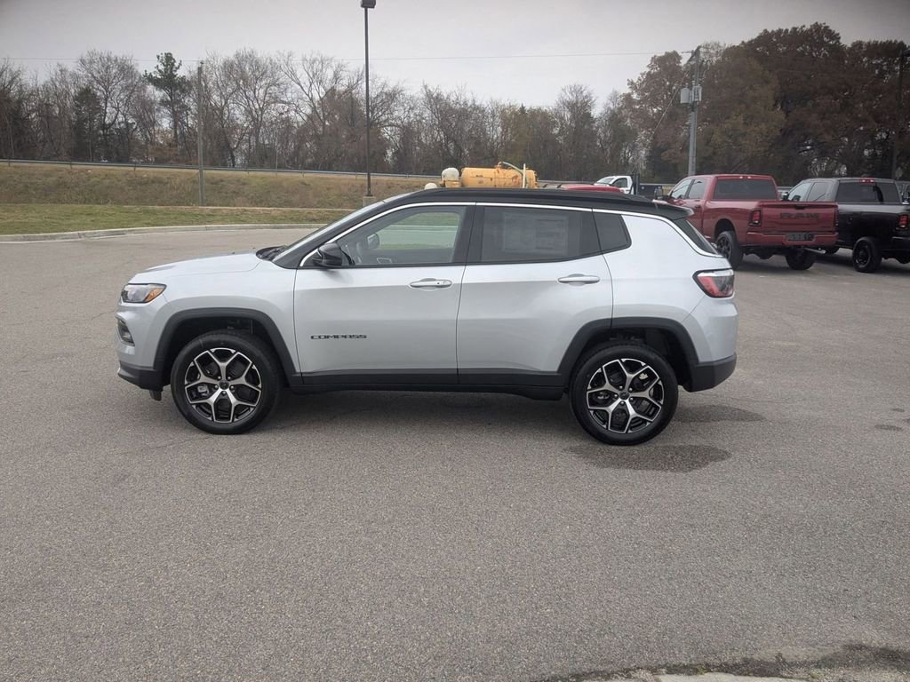 New 2026 Jeep Compass Limited w/ Sun, Sound & Navigation Group AWD/4WD image 2