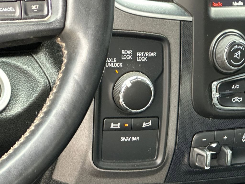 Used 2018 RAM 2500 Power Wagon w/ Leather & Luxury Group image 27