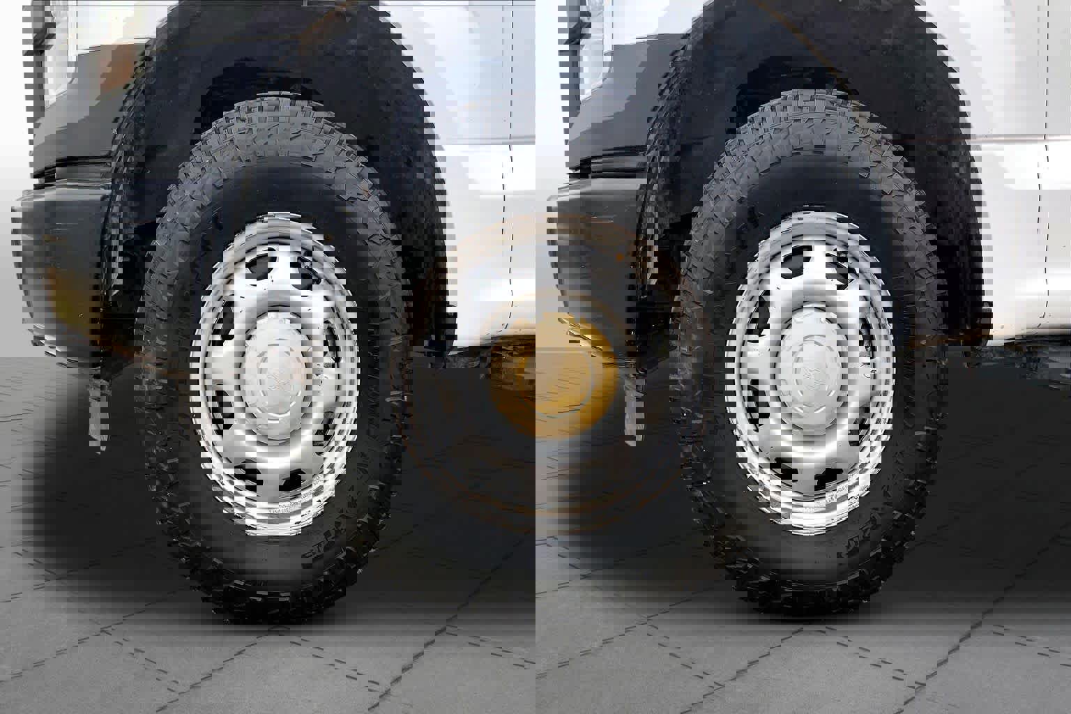 Used 2015 Ford F150 XL w/ XL Power Equipment Group AWD/4WD image 11