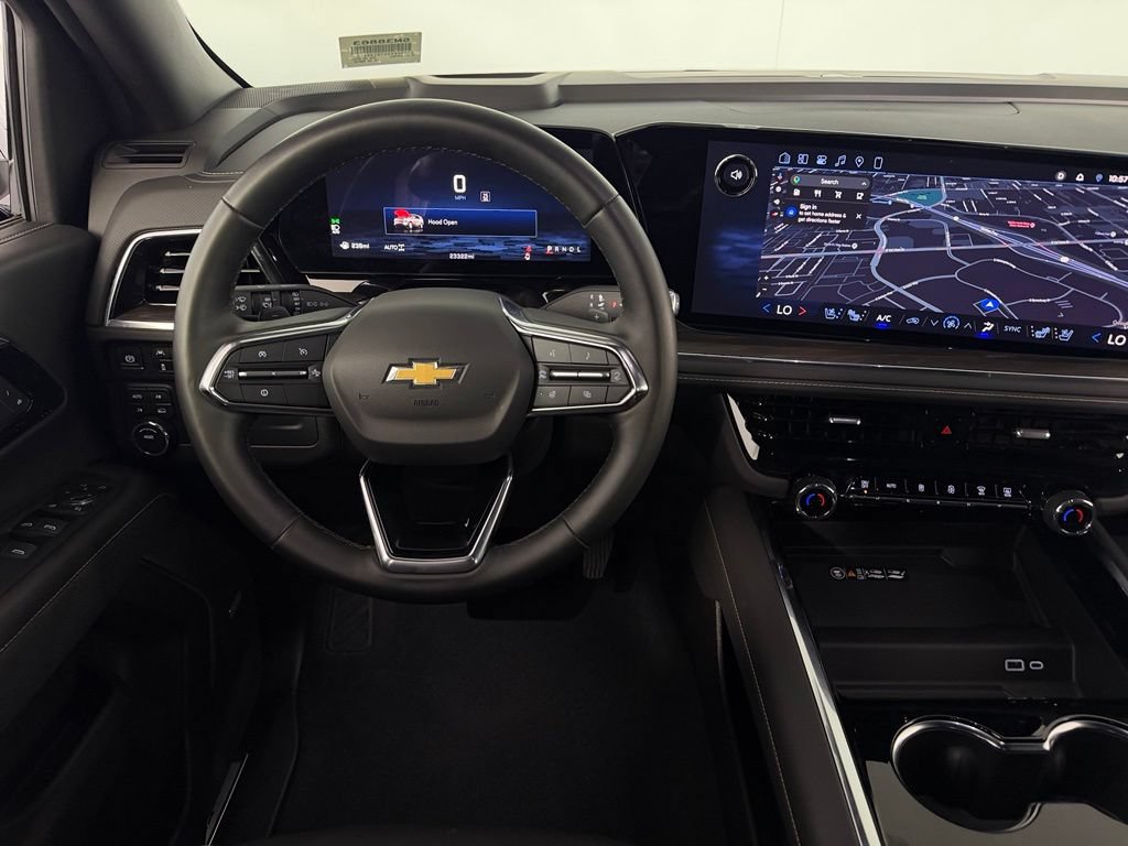 Used 2026 Chevrolet Suburban Premier AWD/4WD image 14
