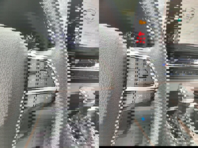 Used 2021 Toyota Sienna XLE image 24