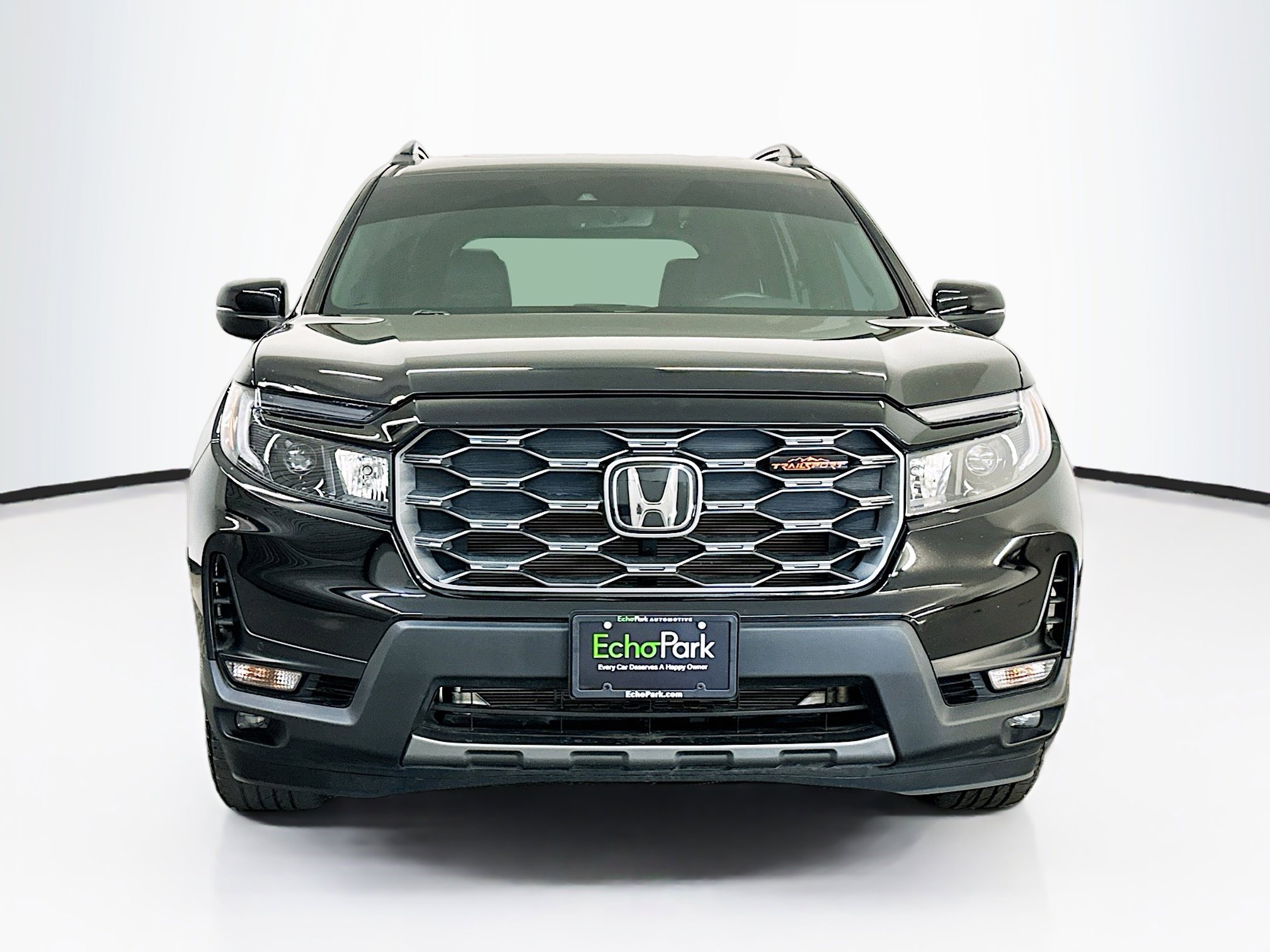 Used 2022 Honda Passport TrailSport image 2