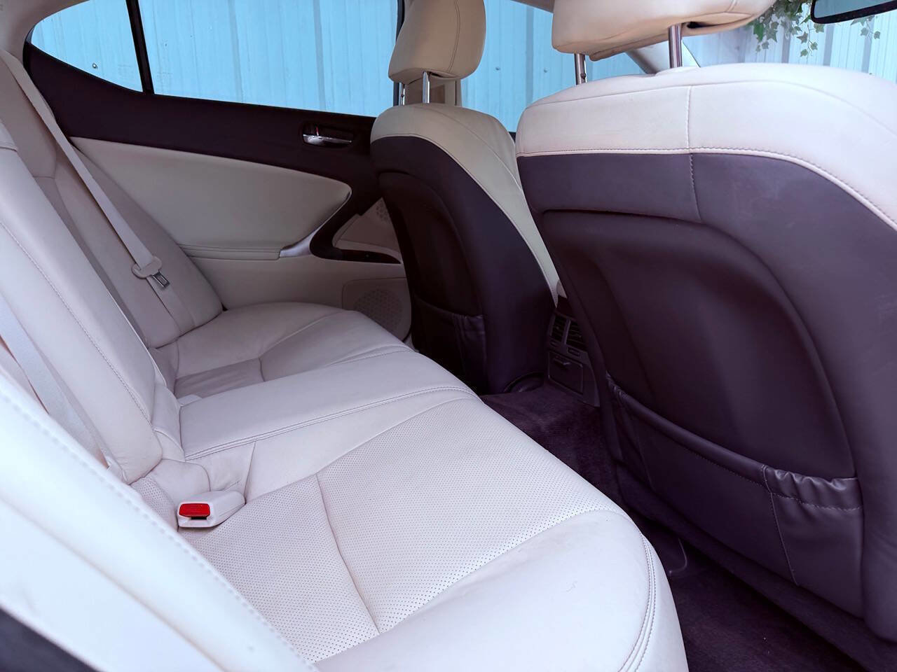 Used 2010 Lexus IS 250 image 24