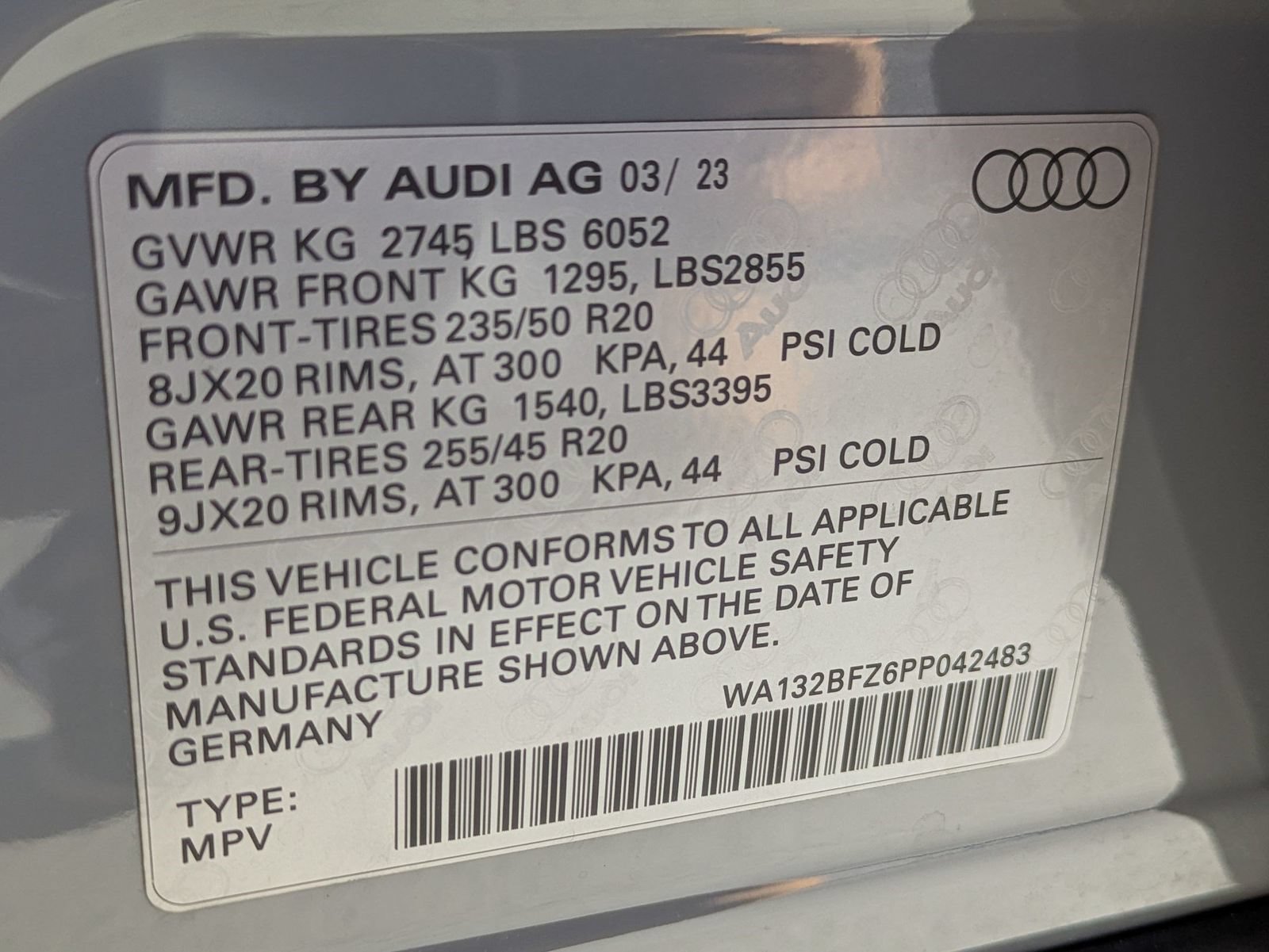 Used 2023 Audi Q4 e-tron Premium Plus w/ Premium Plus AWD/4WD image 17