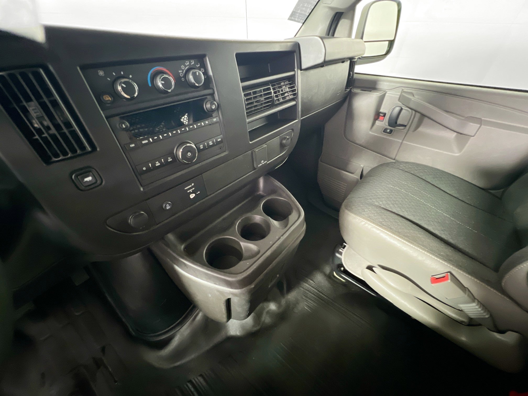 Used 2024 Chevrolet Express 2500 w/ Driver Convenience Package image 23