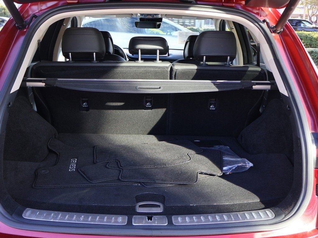 Used 2023 Genesis GV70 2.5T w/ Advanced Package image 23