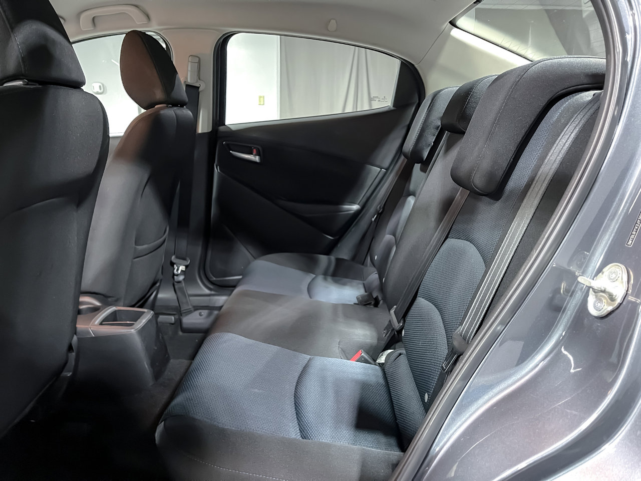 Used 2018 Toyota Yaris iA image 15