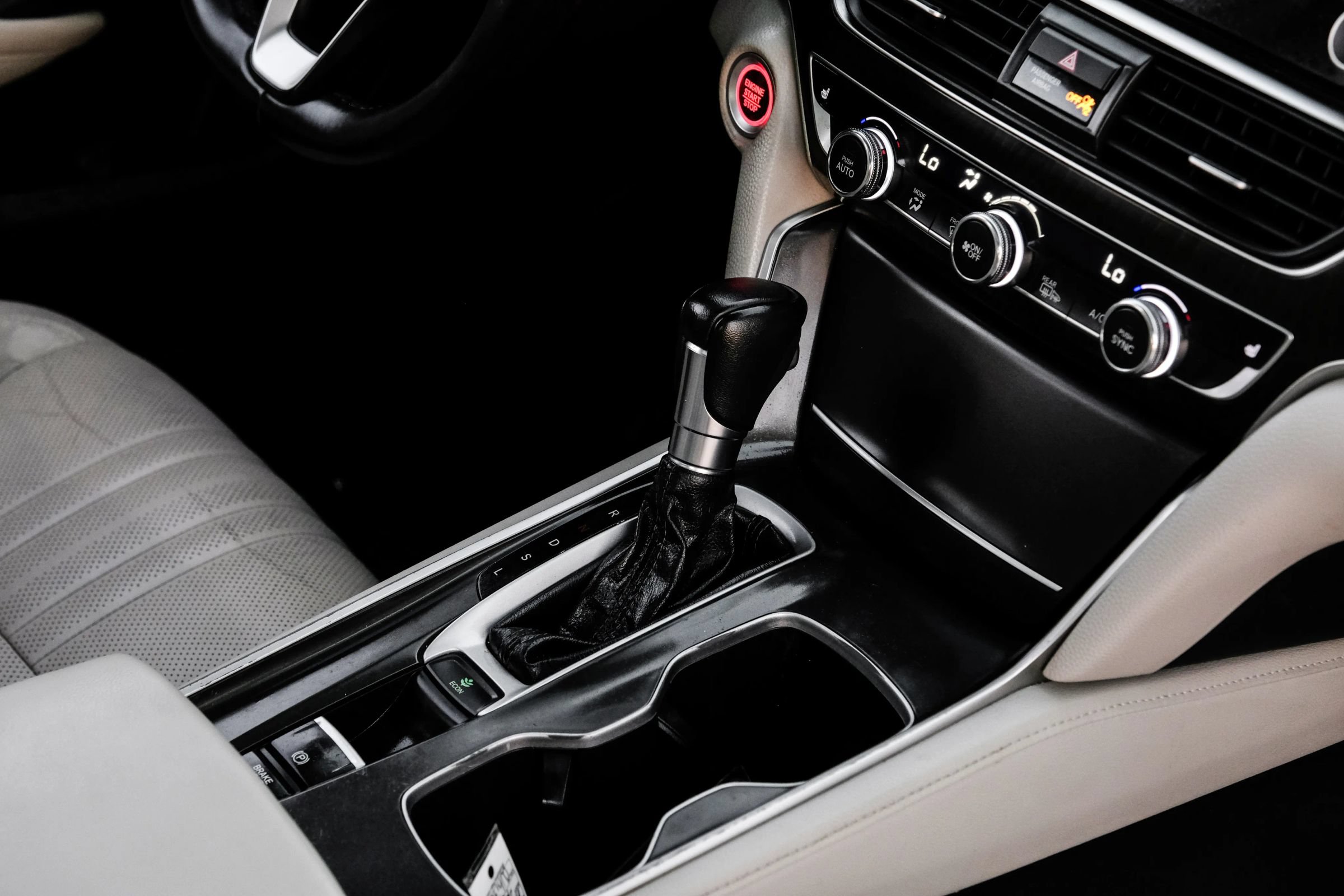 Used 2018 Honda Accord EX-L image 23