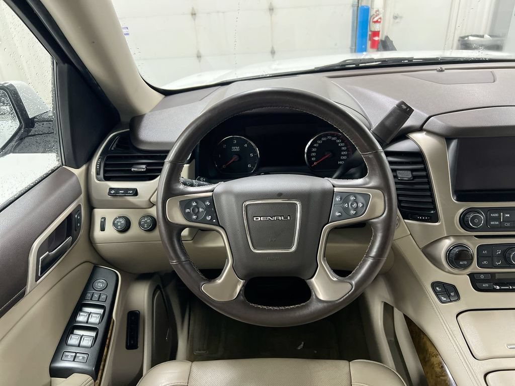 Used 2016 GMC Yukon Denali w/ Open Road Package AWD/4WD image 11