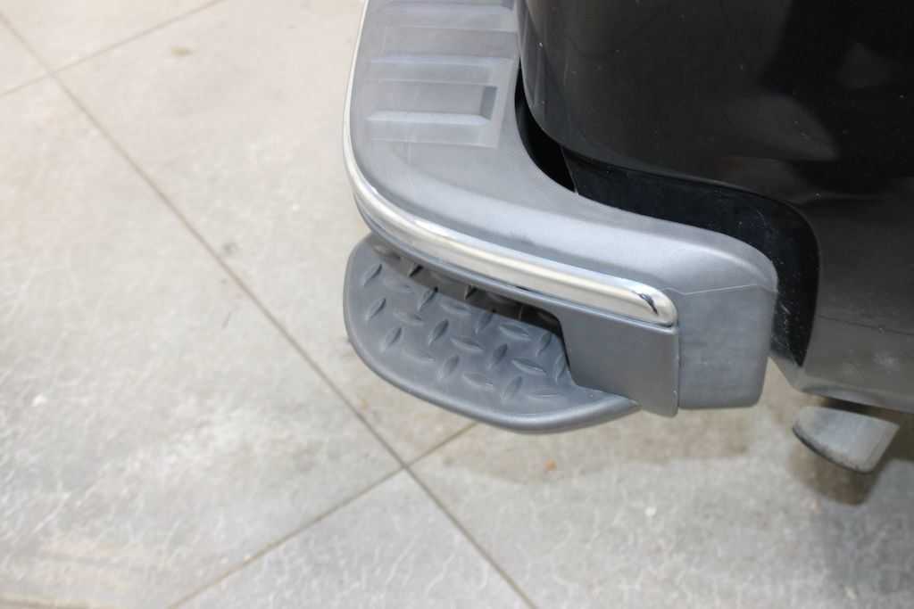 Used 2018 Chevrolet Silverado 1500 LT w/ Texas Edition image 16