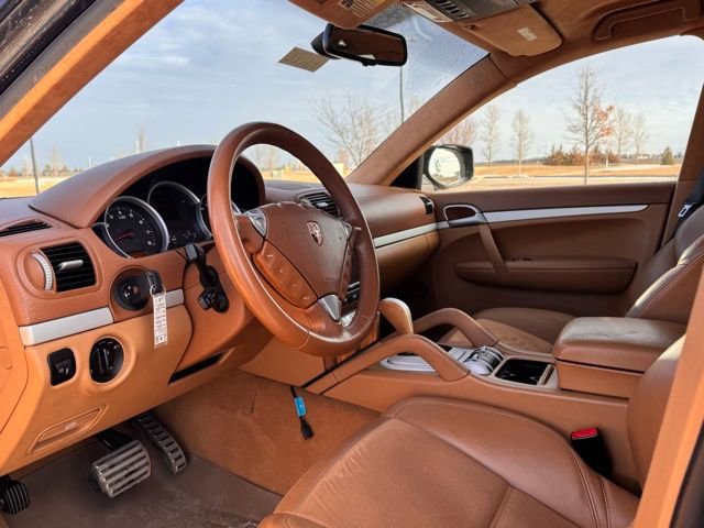 Used 2008 Porsche Cayenne GTS image 8