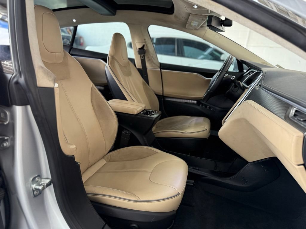 Used 2012 Tesla Model S Signature Performance RWD image 43