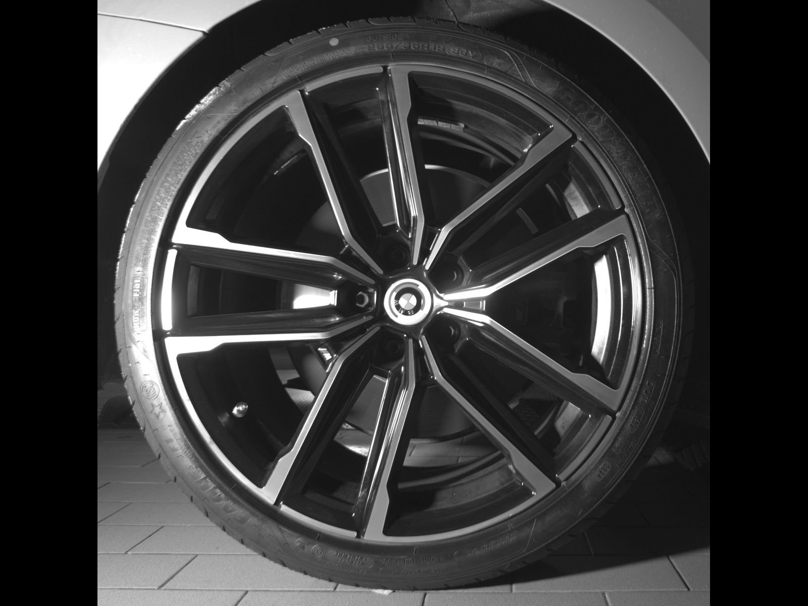 Used 2023 BMW M440i Convertible w/ Premium Package RWD image 12