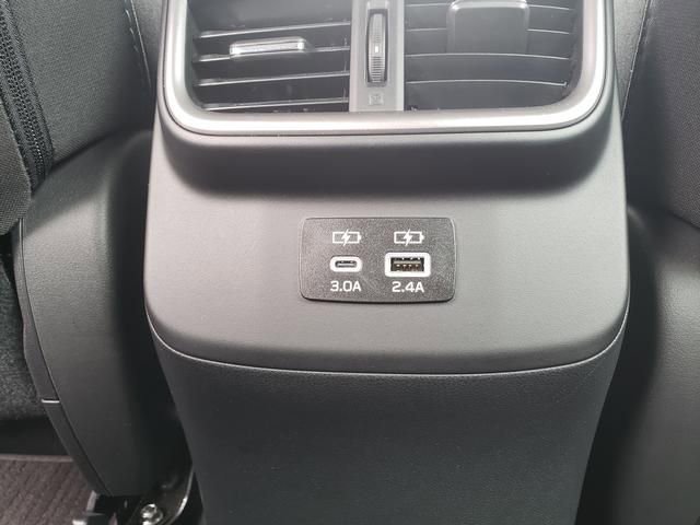 Used 2024 Subaru Legacy Premium image 11