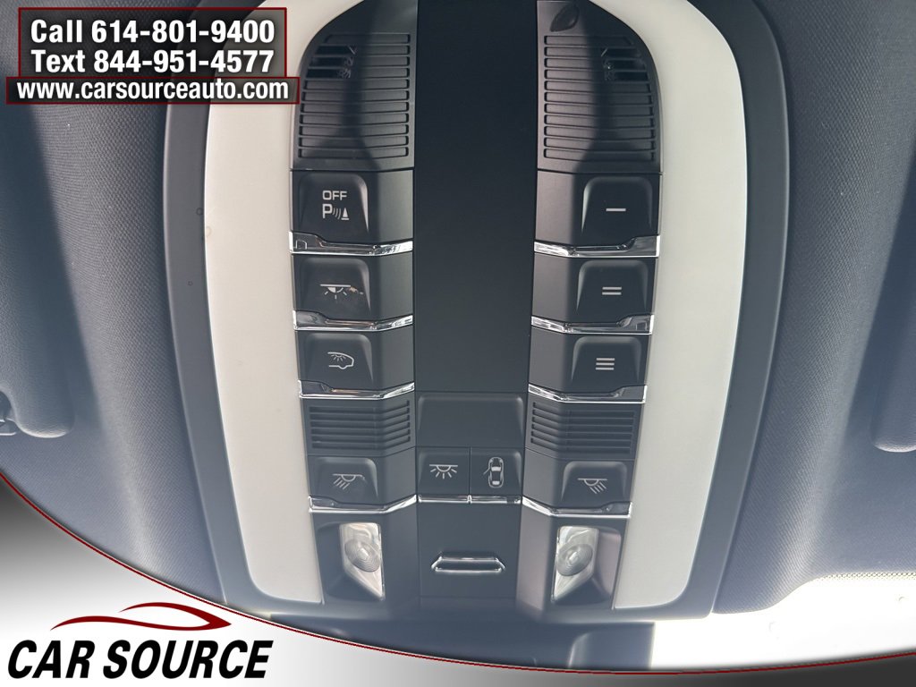 Used 2019 Porsche Macan image 25