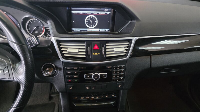 Used 2013 Mercedes-Benz E 350 4MATIC Sedan image 16