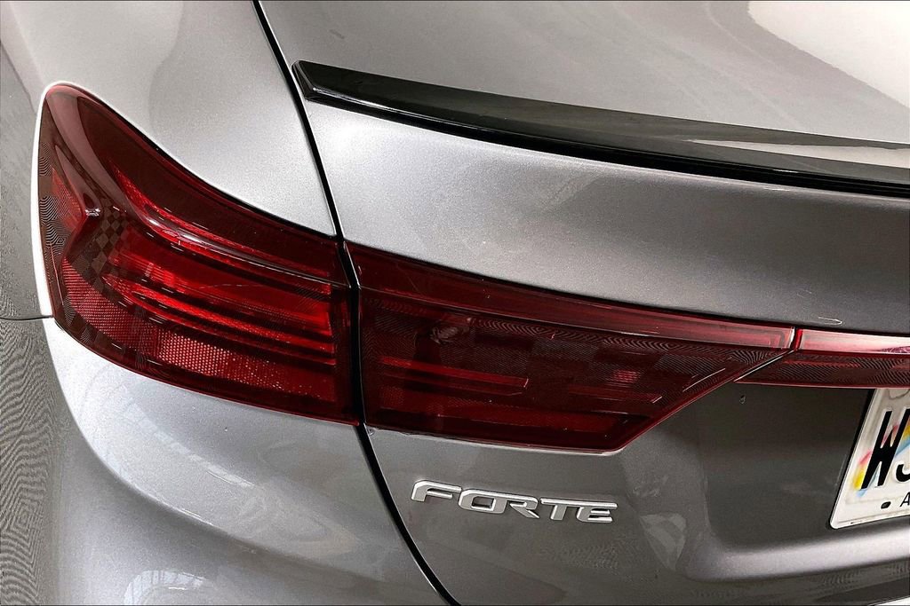 Used 2023 Kia Forte GT-Line w/ GT-Line Premium Package image 28