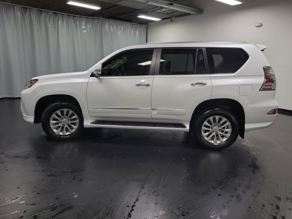 Used 2019 Lexus GX 460 Premium w/ Premium Package AWD/4WD image 5