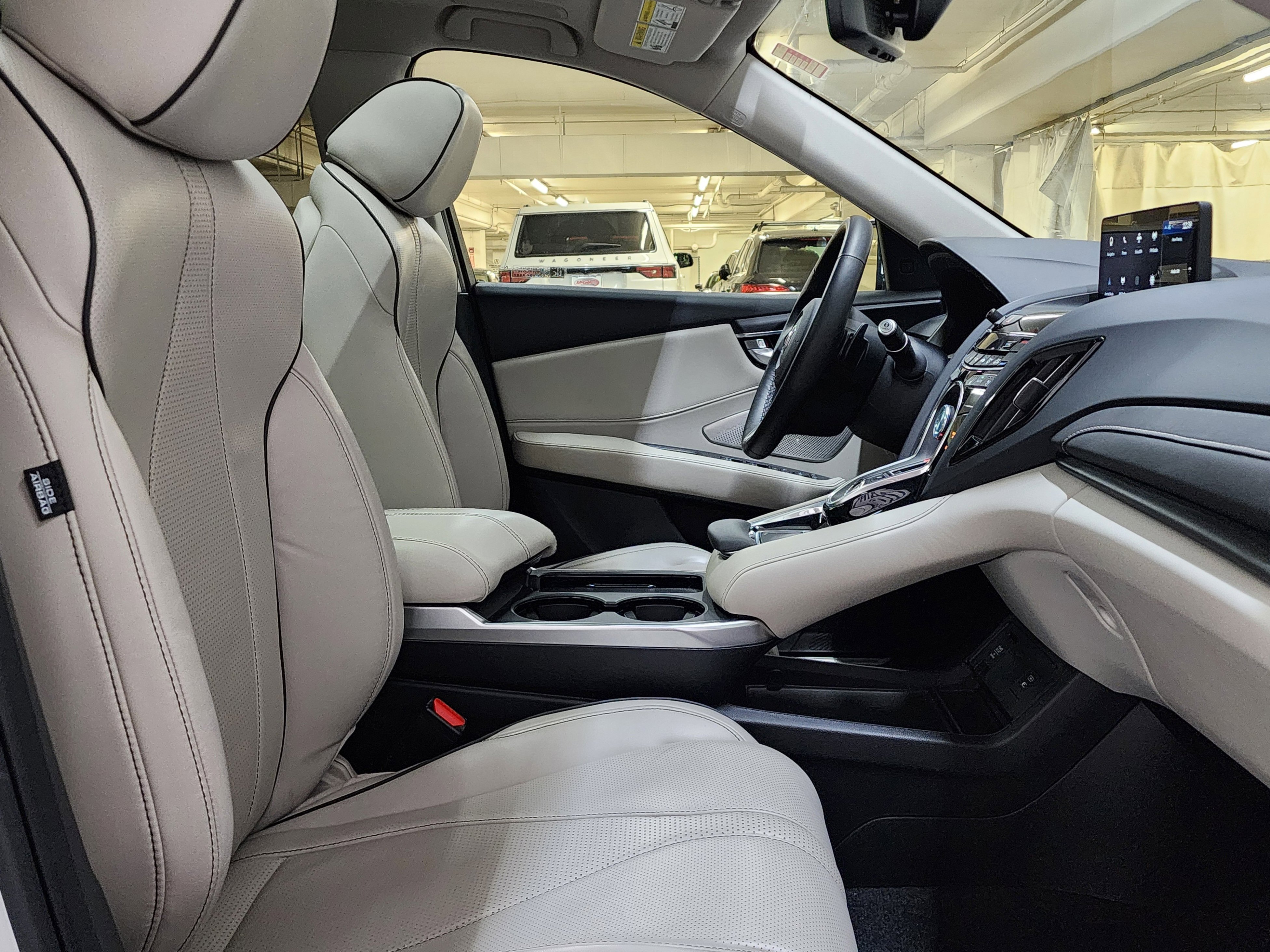 Used 2025 Acura RDX SH-AWD w/ Advance Package image 23