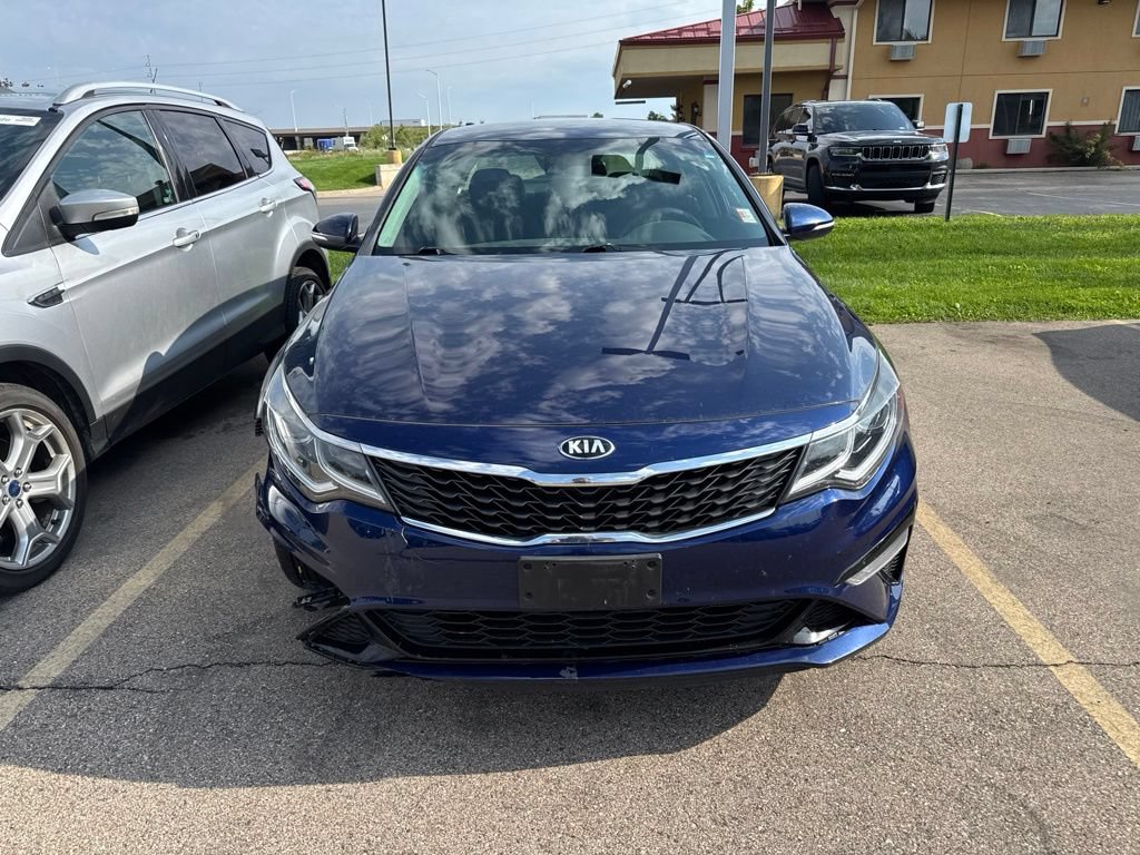 Used 2020 Kia Optima LX FWD image 1