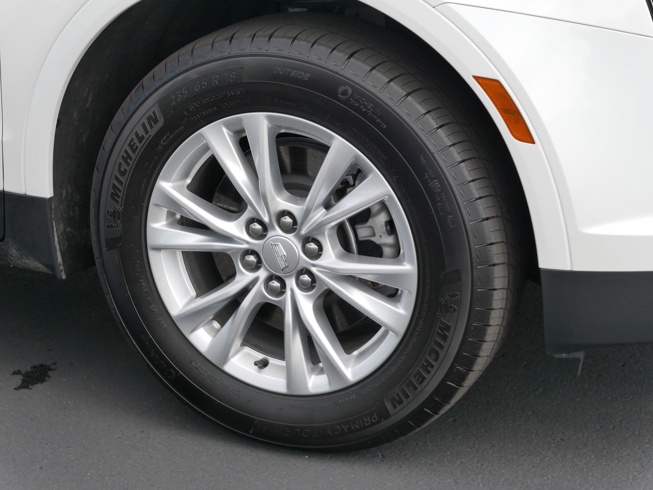 Used 2026 Cadillac XT5 Luxury w/ LPO, Floor Liner Package AWD/4WD image 13
