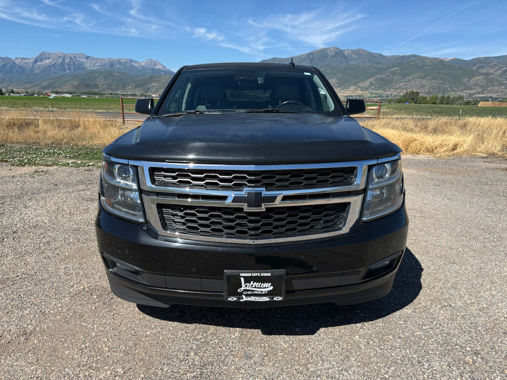 Used 2016 Chevrolet Tahoe LT w/ Luxury Package AWD/4WD image 2