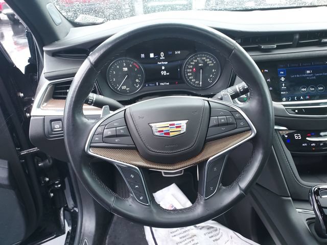 Used 2024 Cadillac XT5 Sportv w/ LPO, Red Accent Package AWD/4WD image 20