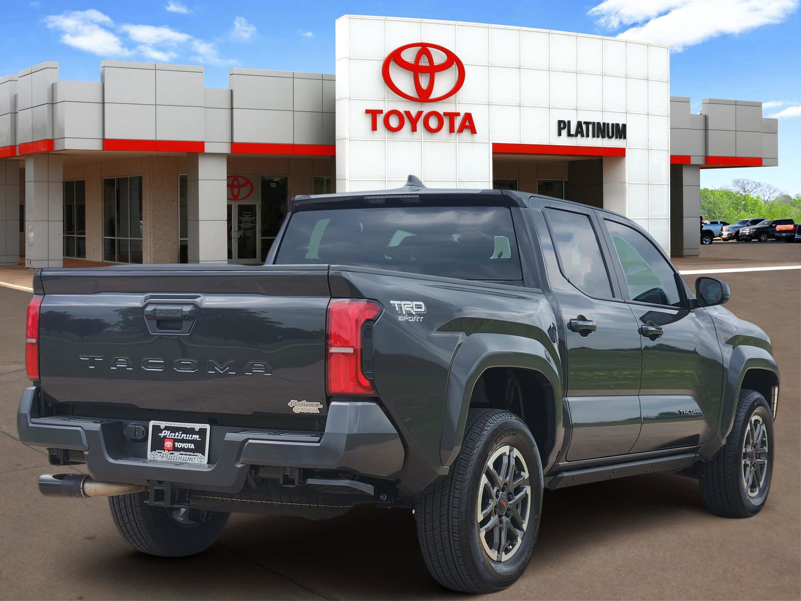 Used 2025 Toyota Tacoma TRD Sport RWD image 4