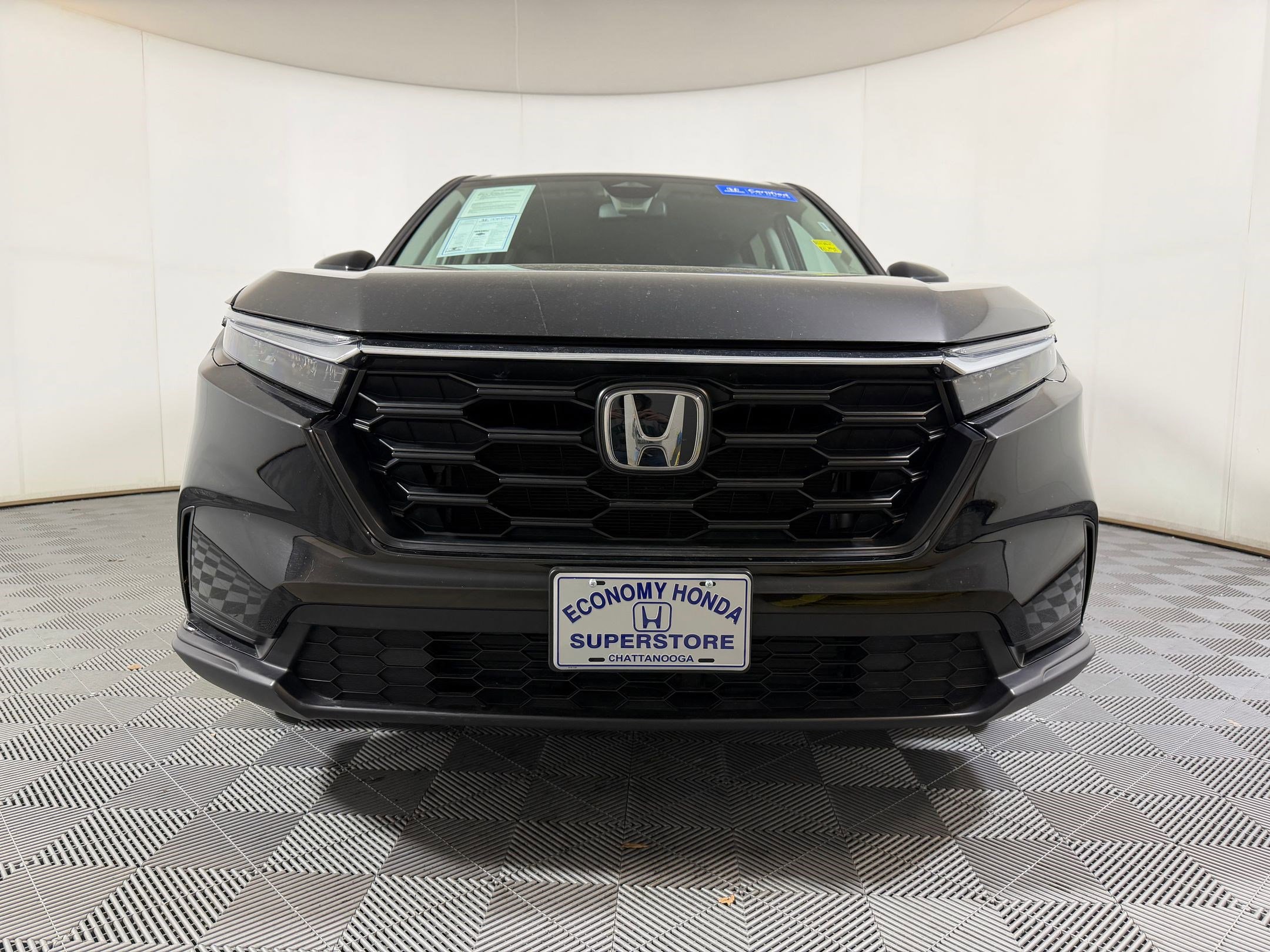 Used 2025 Honda CR-V LX image 5