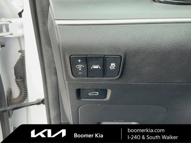 Used 2023 Kia K5 LXS FWD image 18