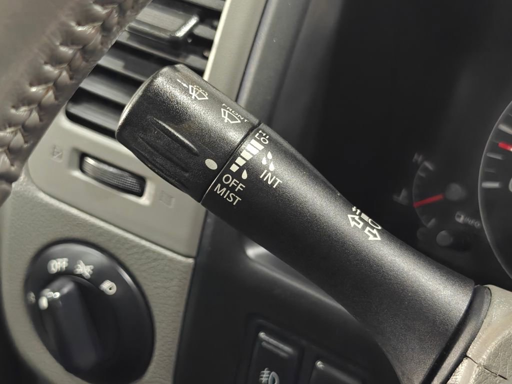 Used 2019 Nissan NV 3500 SL image 36