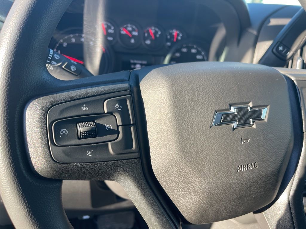 Used 2025 Chevrolet Silverado 1500 Custom Trail Boss w/ Turbomax Blackout Package image 17