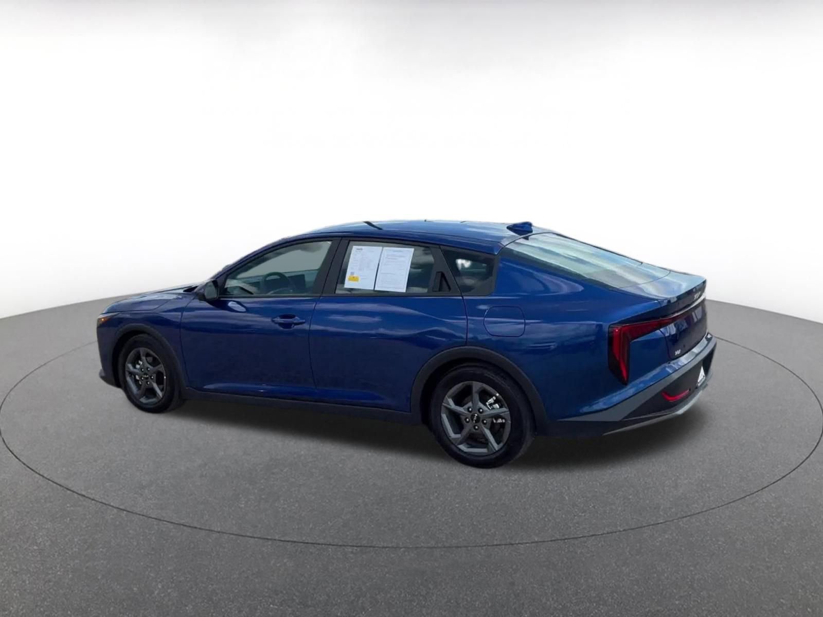 Used 2025 Kia K4 FWD image 8