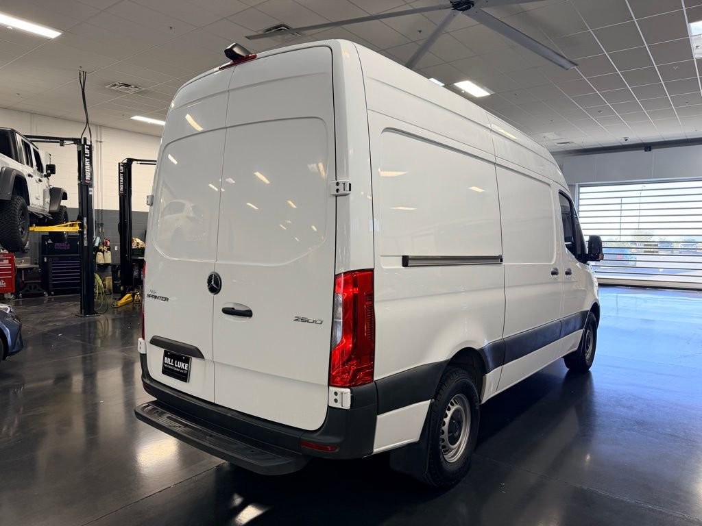 Used 2021 Mercedes-Benz Sprinter 2500 image 5