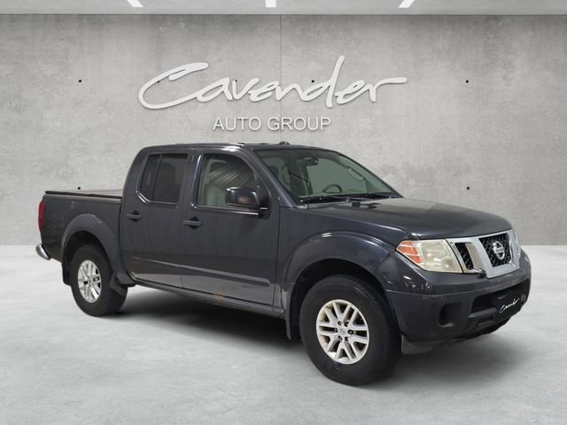 Used 2014 Nissan Frontier SV image 2