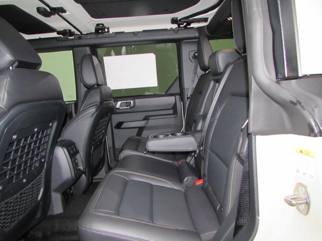 New 2025 Ford Bronco Badlands image 24