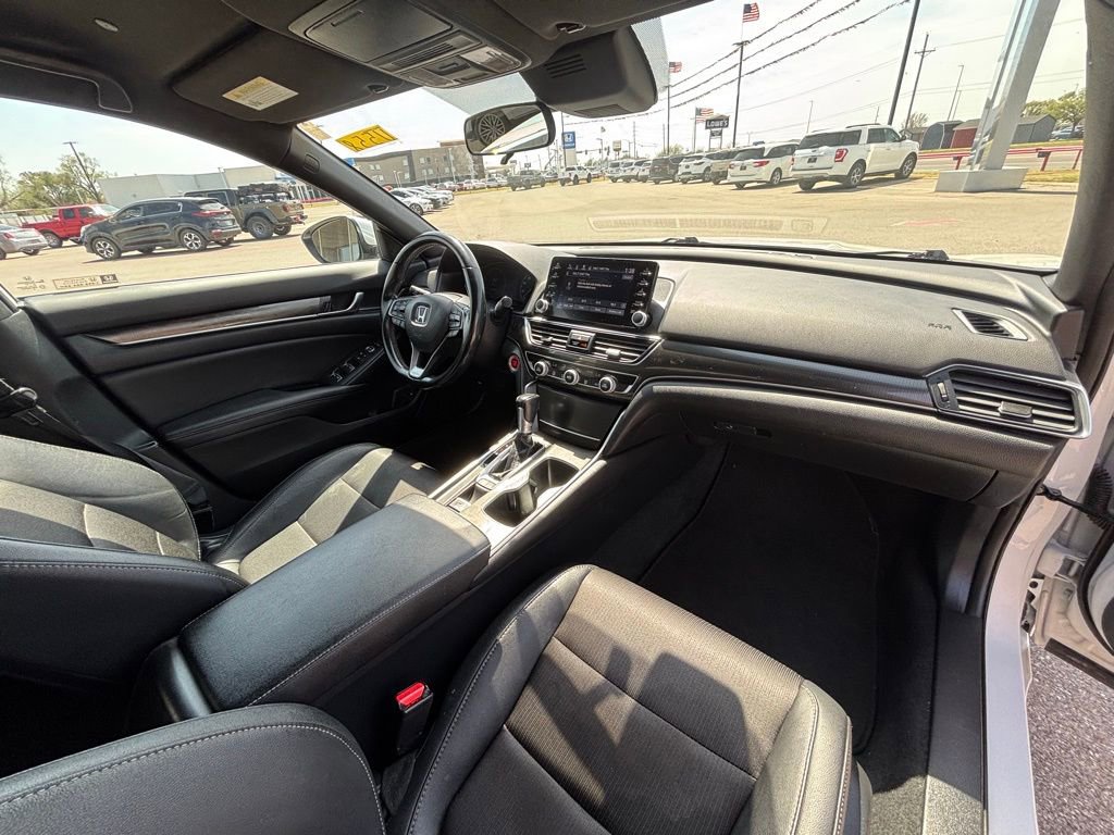 Used 2020 Honda Accord Sport image 9