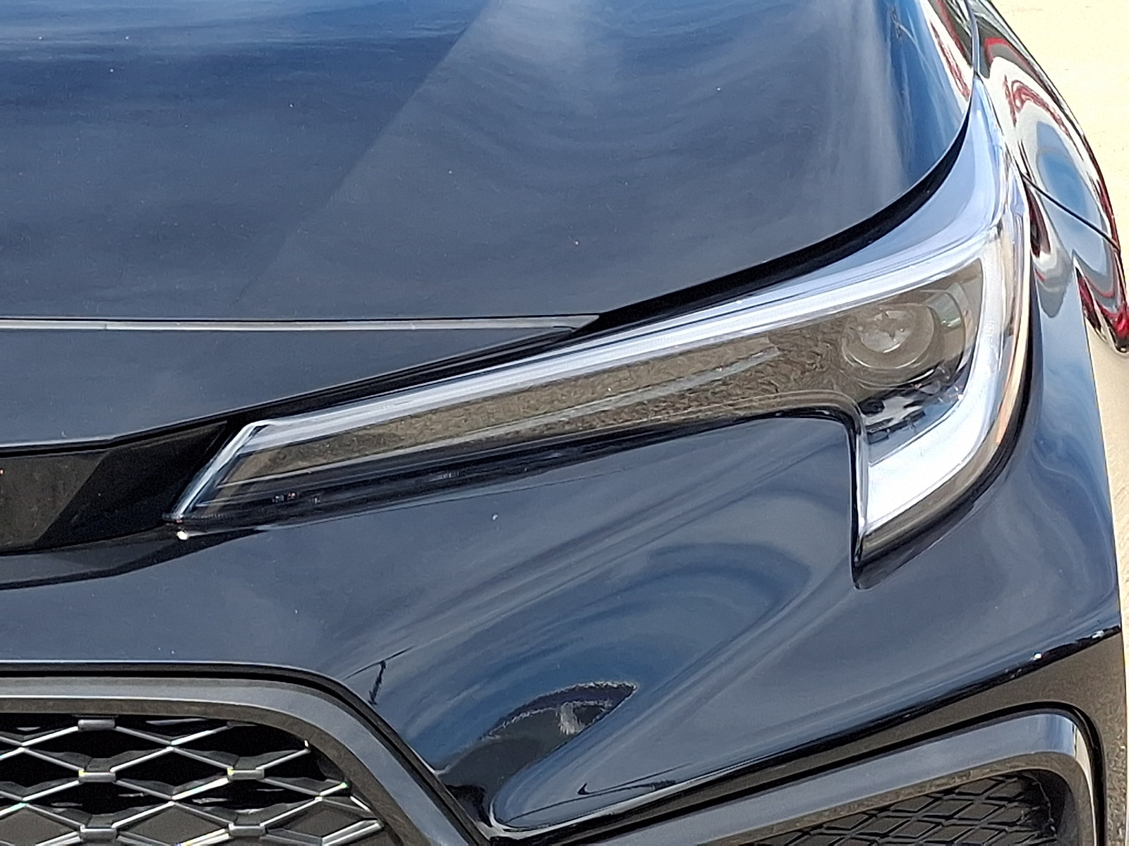 Certified 2026 Toyota Corolla SE w/ SE Package FWD image 9