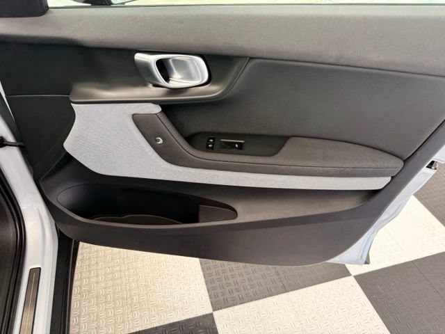 Used 2023 Polestar Polestar 2 w/ Pilot Pack FWD image 23