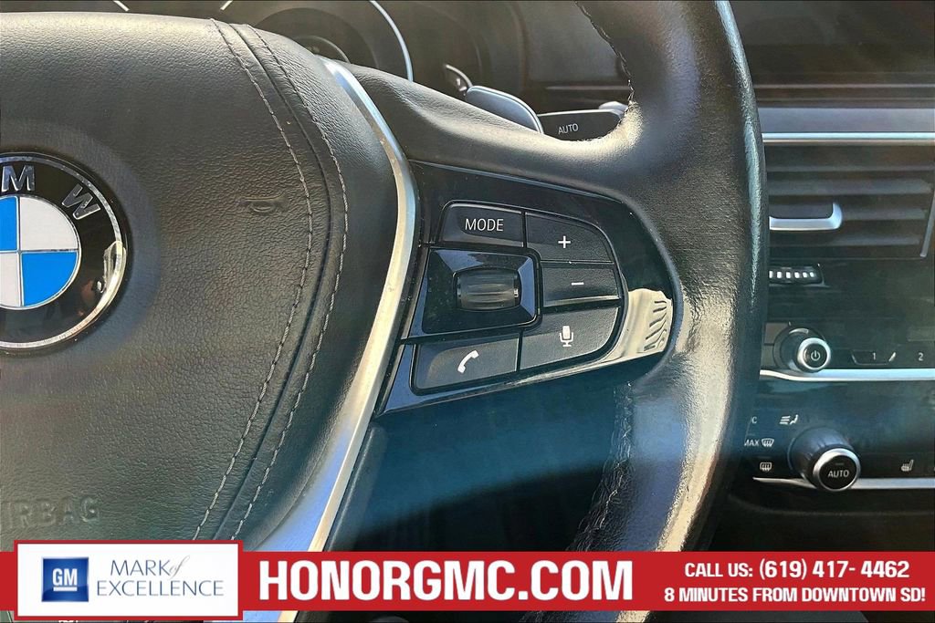 Used 2019 BMW 530e w/ Convenience Package image 12