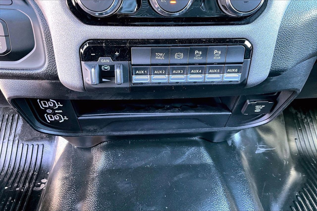 New 2026 RAM 3500 Tradesman w/ Chrome Appearance Group image 17