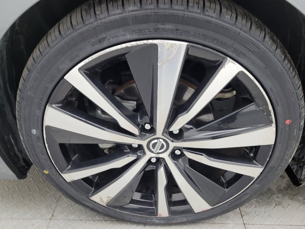 Used 2020 Nissan Altima 2.0 Platinum FWD image 31
