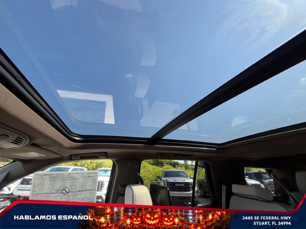 New 2026 GMC Yukon Denali w/ Denali Reserve Package AWD/4WD image 35