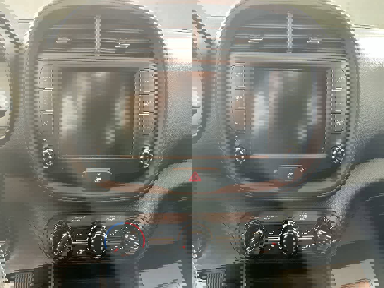 Used 2023 Kia Soul LX image 20