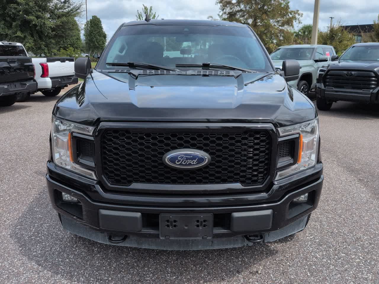 Used 2020 Ford F150 XL w/ Equipment Group 101A Mid AWD/4WD image 9