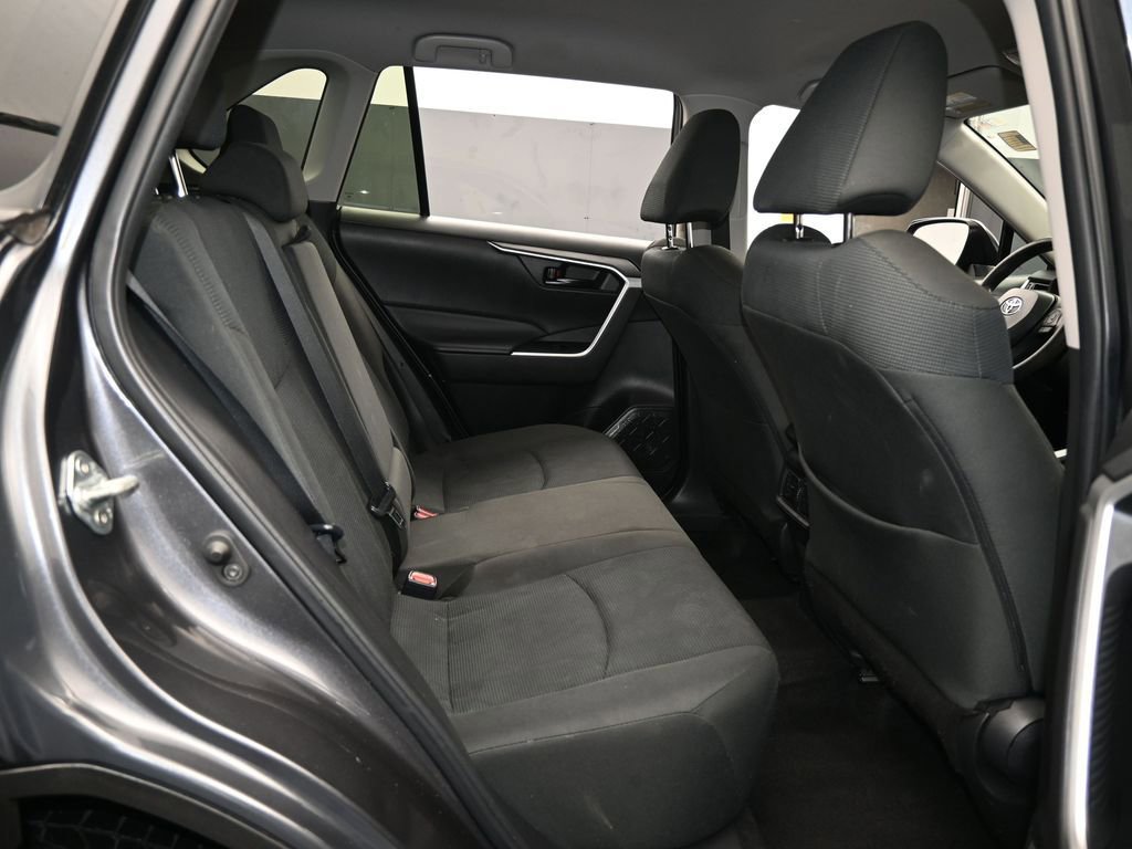Used 2023 Toyota RAV4 LE image 37