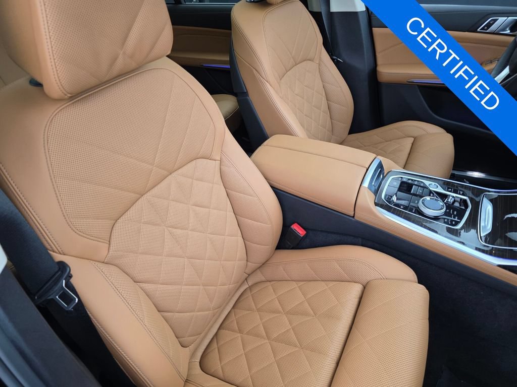 Used 2024 BMW X7 xDrive40i AWD/4WD image 26