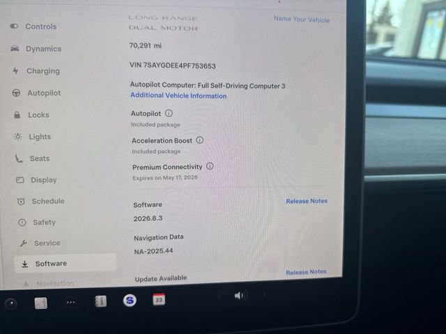 Used 2023 Tesla Model Y Long Range AWD/4WD image 28