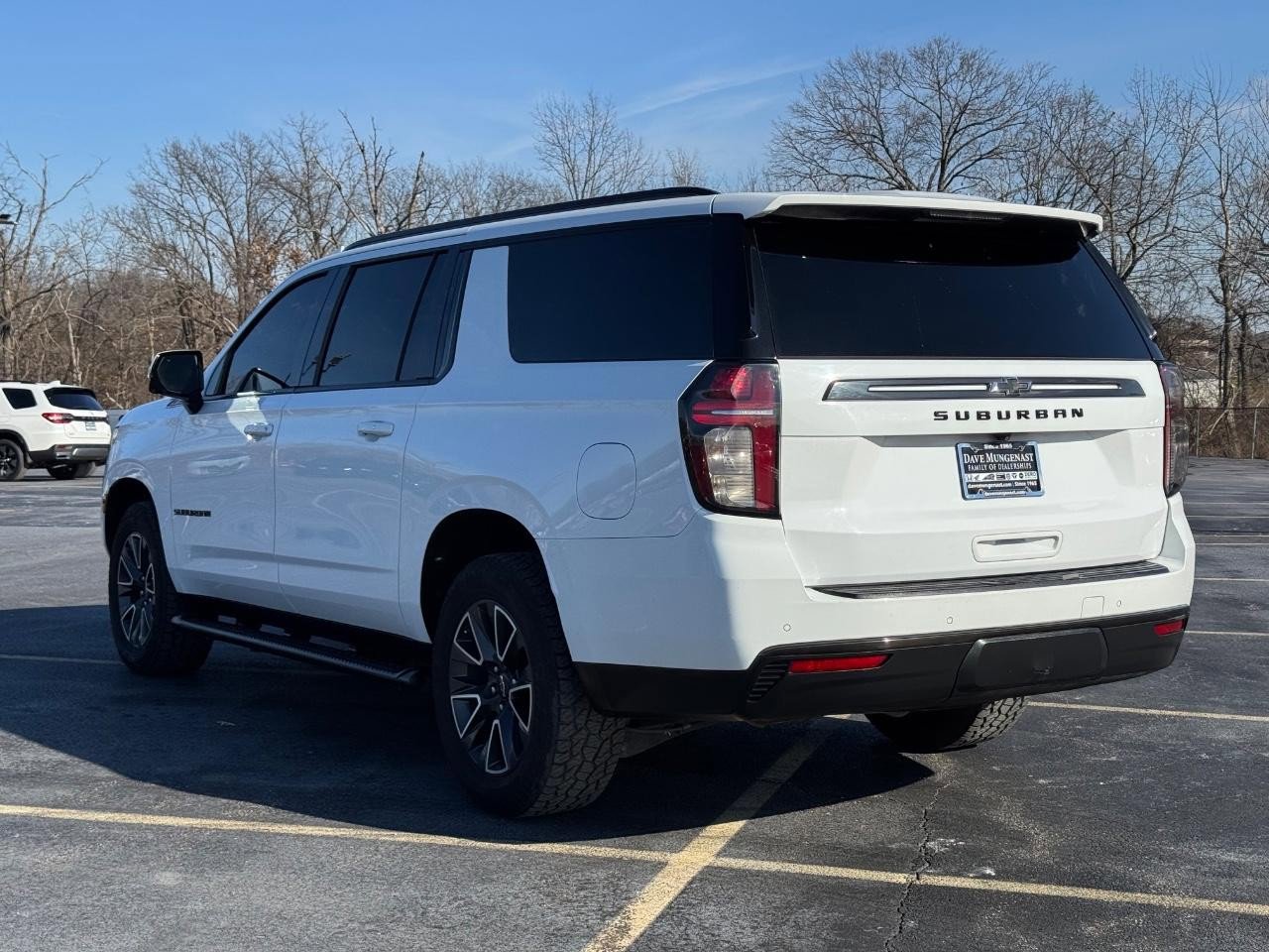 Used 2021 Chevrolet Suburban Z71 w/ Z71 Signature Package image 7