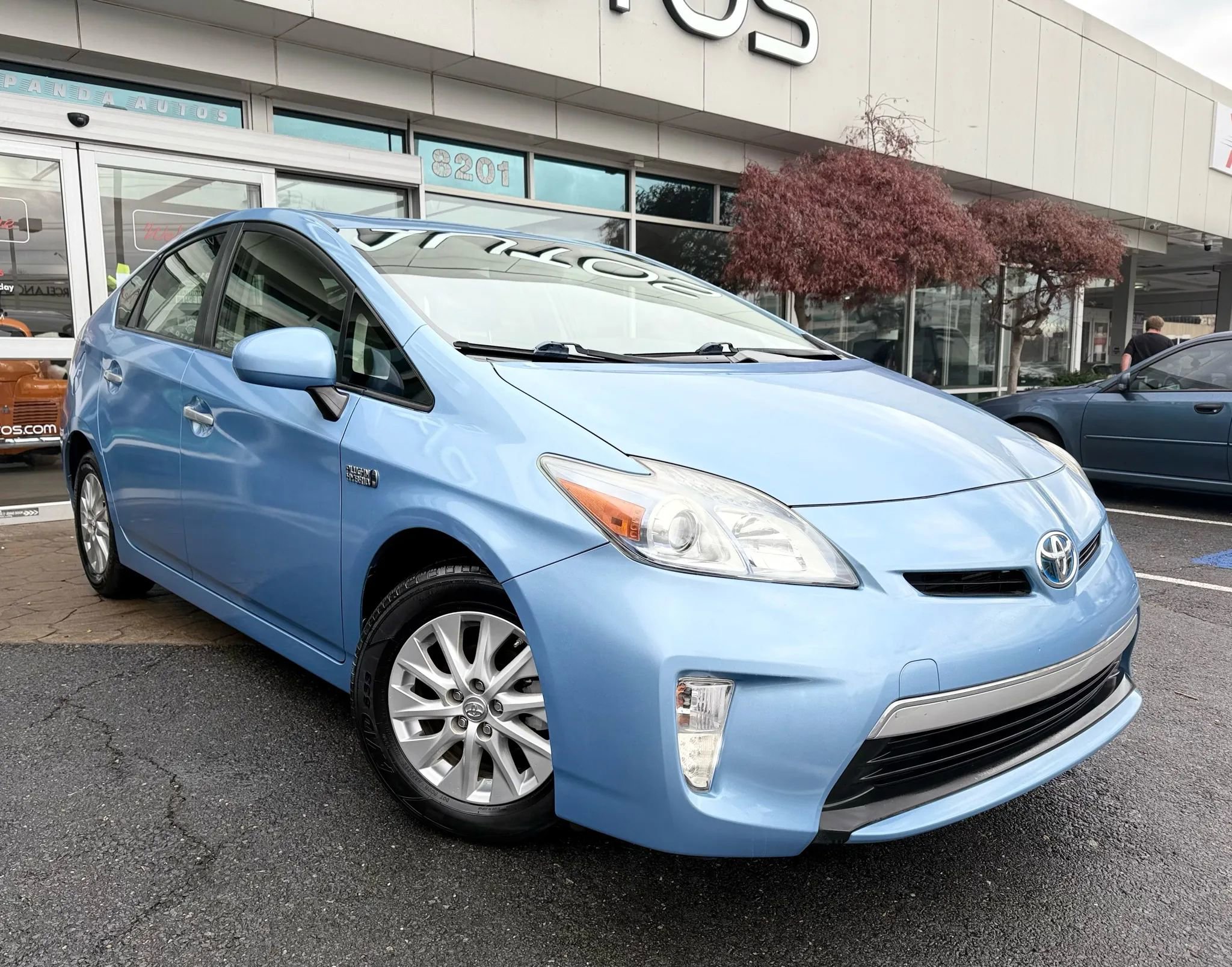 Used 2013 Toyota Prius Prime Plug-In Hybrid FWD image 1